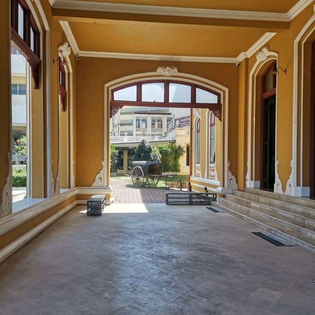 ตึกเจ้าพระยาอภัยภูเบศร  สถานที่มีมนต์ขลังของปราจีน