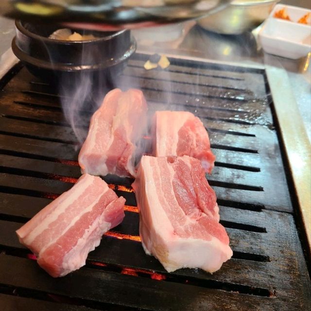 신림 두툼한 생고기 맛집 왕주먹