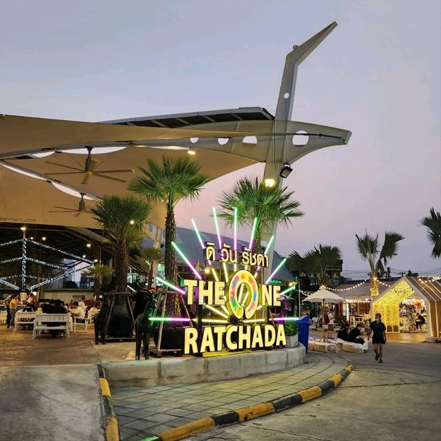拉差達火車夜市 The One Ratchada 🎡🚂