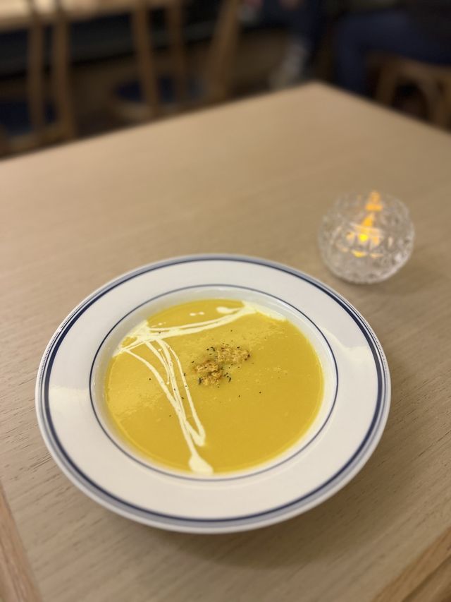 咖啡店內隱藏的西餐