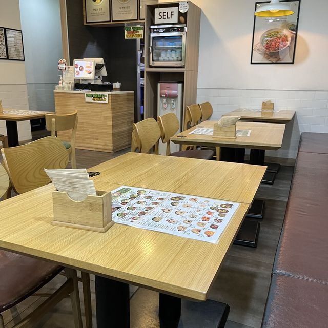 【韓国ソウル・明洞】ビビンバも美味しい朝食におすすめ「本粥＆ビビンバcafe 明洞2号店」