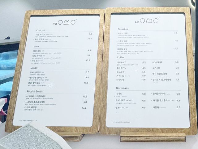 カカオフレンズコラボカフェ🥤『공미학 마포홍대점 』INホンデイック🇰🇷Soul
