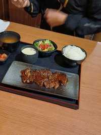 漁釧 ！新鮮美味的日本料理！