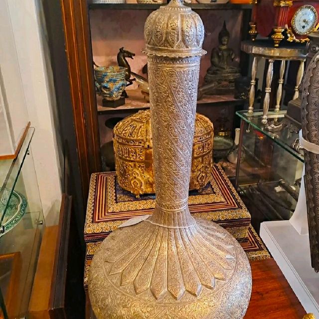 ALFIES ANTIQUE MARKET - VINTAGE TREASURES!