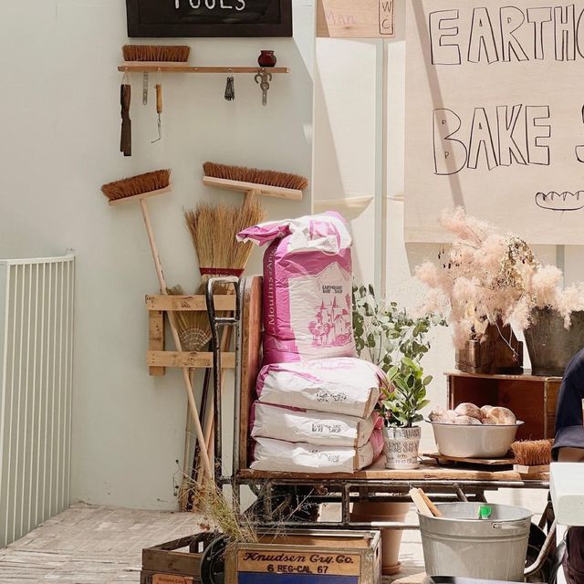 首爾湖水綠色咖啡店 - Earthquake Bakeshop