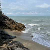 หาดลับ ติดคาเฟ่ที่กำลังมาแรงที่ ขนอม 🌊