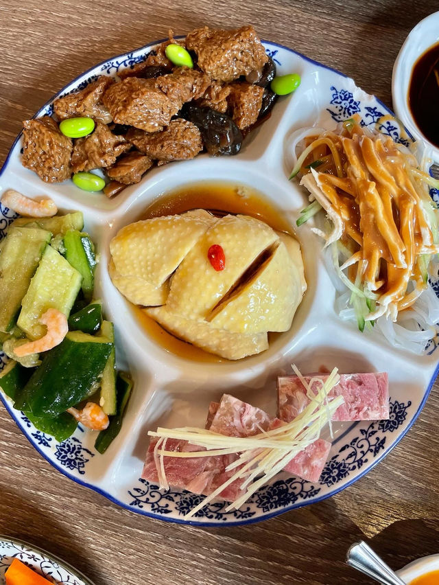 古雅裝修烤鴨出色之餐廳 