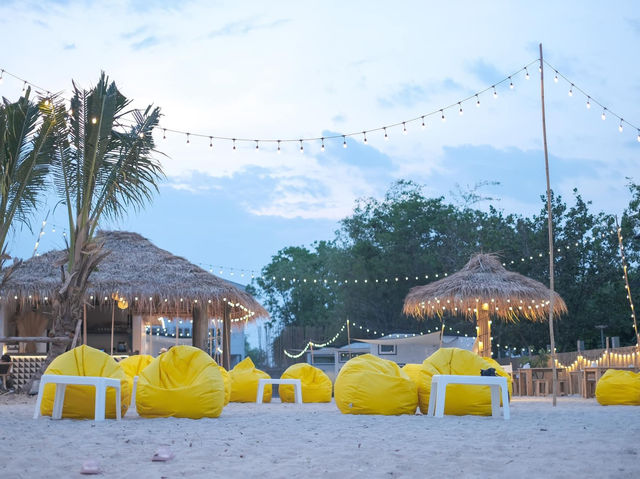 MORE THAN Beach & Cafe