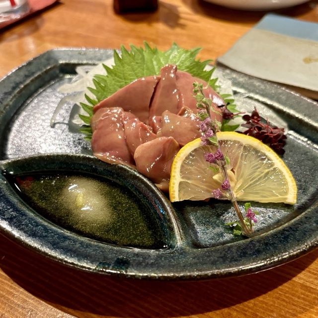 【大阪・東梅田】鶏精肉店が本気で営む焼き鳥店「梅田焼き鳥倶楽部」