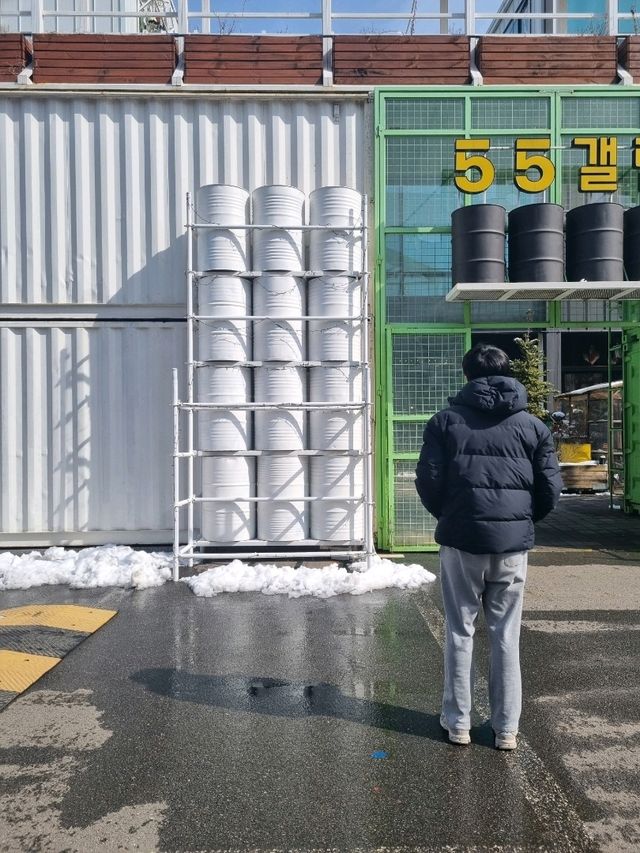 들어가는 입구부터 심상치 않은 곳