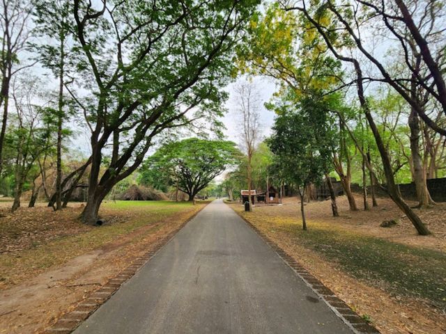 อุทยานประวัติศาสตร์ศรีสัชนาลัย