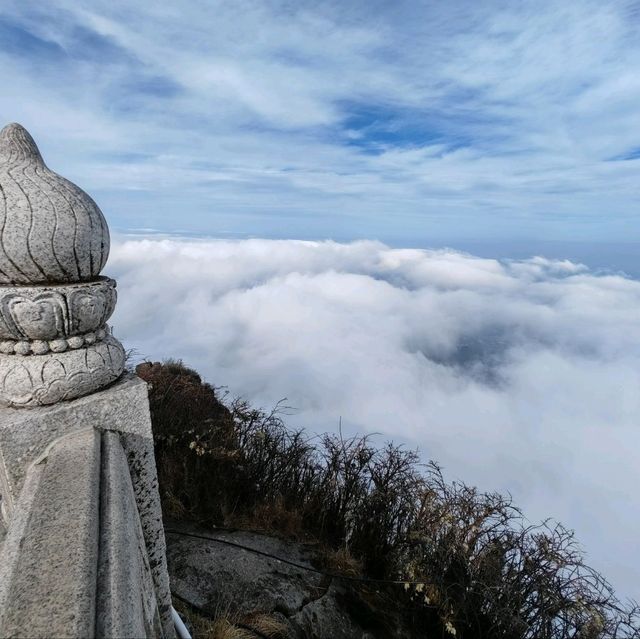 2D1N on splendid Mt Emei