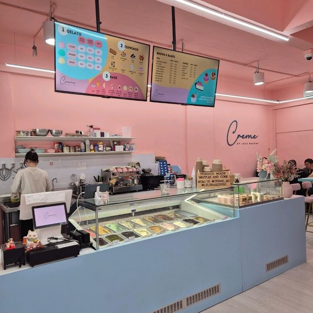 A Pink Theme Cafe