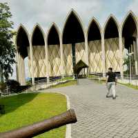 Immersing in Heritage: Borneo Cultures Museum in Kuching, Sarawak