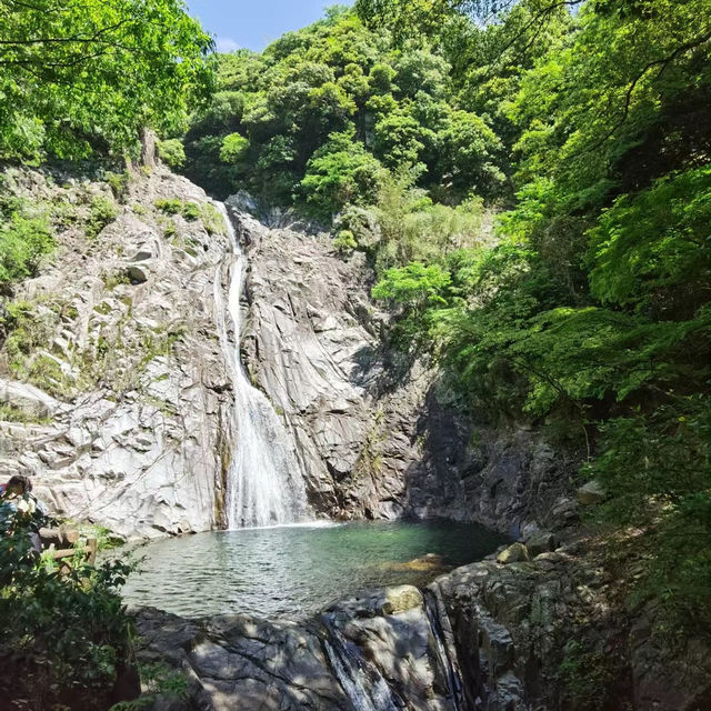 「沖繩景點：安波之滝，感受大自然之美」