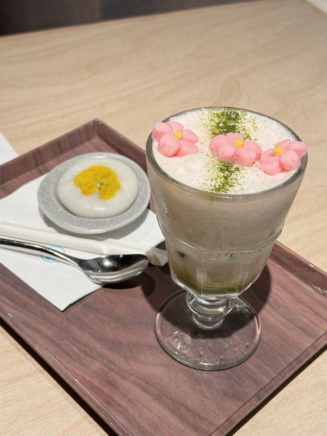 「Coffee Hwajeon」：餐廳口碑好，環境舒服