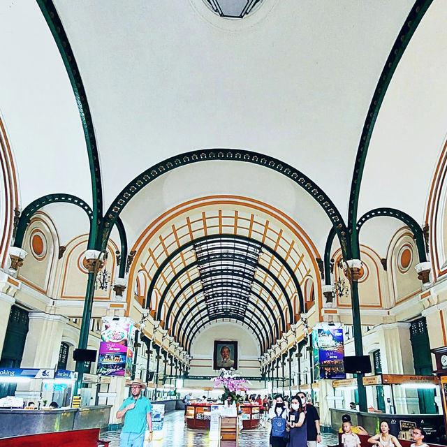 Ho Chi Minh City: A Bustling Urban Adventure 🇻🇳