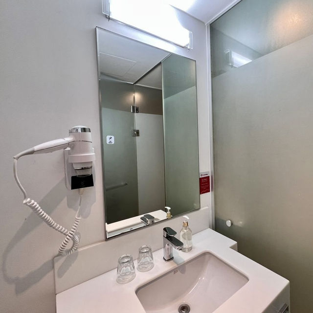 Simple minimalism stay at Travelodge Myeongdong Euljiro