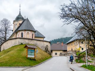 Jesenice trekking in Slovenia...old castles and old houses..