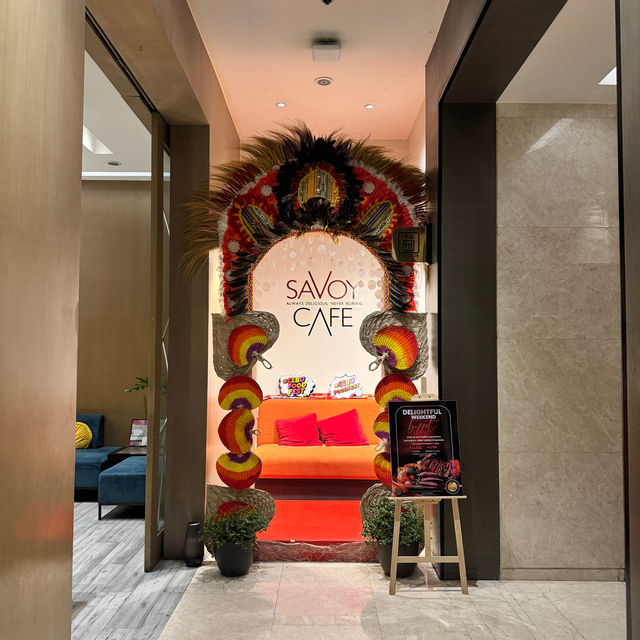 Convenience Meets Comfort Near the Airport ✈️🌆
