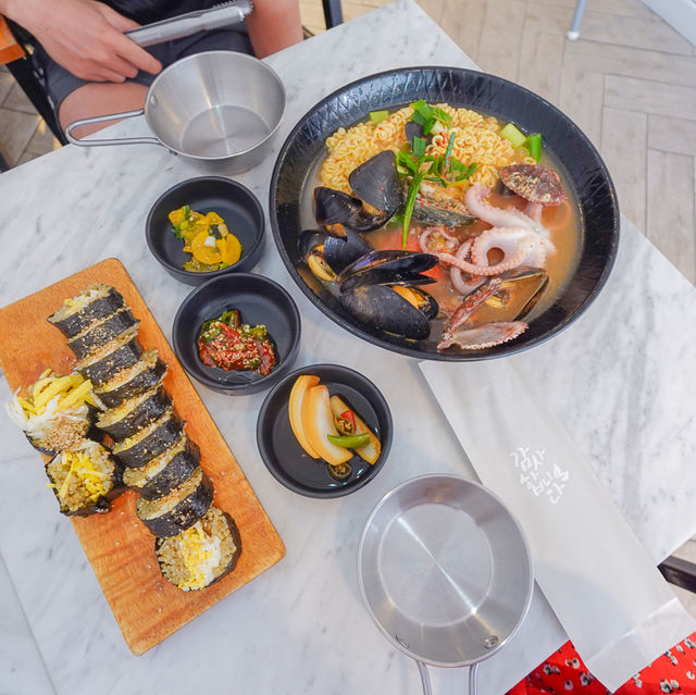 거제도 오면 꼭 맛봐야하는 해물라면 &전복김밥 맛집 📍한끼 거제장승포점