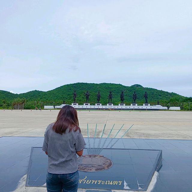  พระบรมราชานุสาวรีย์ อุทยานราชภักดิ์ หัวหิน