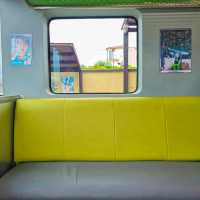 𝘿𝙚𝙣𝙨𝙝𝙖 𝘾𝙖𝙛𝙚 ยกรถไฟญี่ปุ่นมาไว้ที่บางแสน