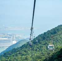 นั่งกระเช้า Ngong Ping ชมวิวแบบพาโนรามา