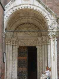 Votive Church โบสถ์ใหญ่กลางเมืองแซแกด