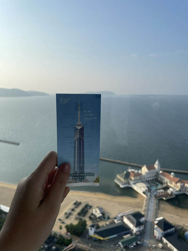 Momochi Seaside Park - Fukuoka Tower, Fukuoka🏖️🌊☀️