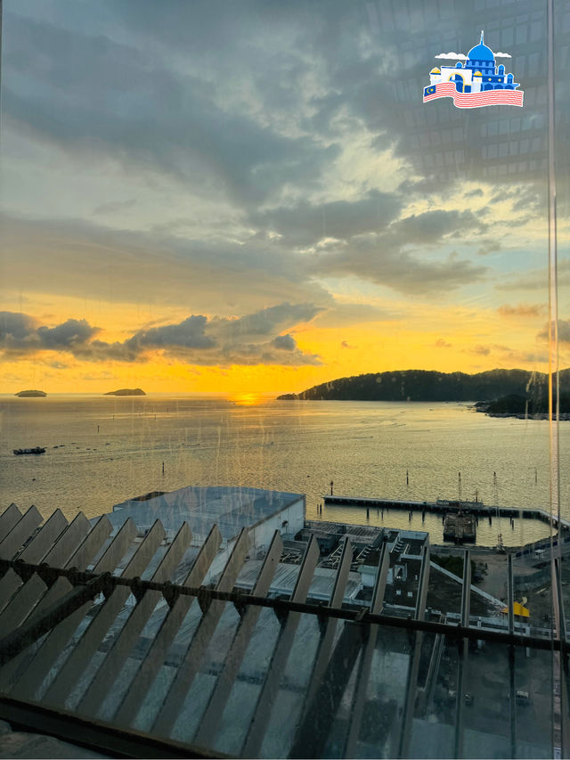 🇲🇾 Sunset at KK Hyatt Centric