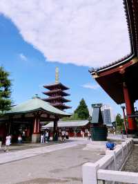 วัดเซนโซจิ (Senso-ji)