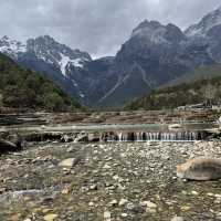 พาชม Blue moon valley หุบเขาพระจันทร์สีน้ำเงิน