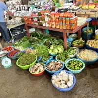【ベトナム/サパ】地元の食文化が色濃く残るサパの肉市場、Chợ thịt Sa Pa