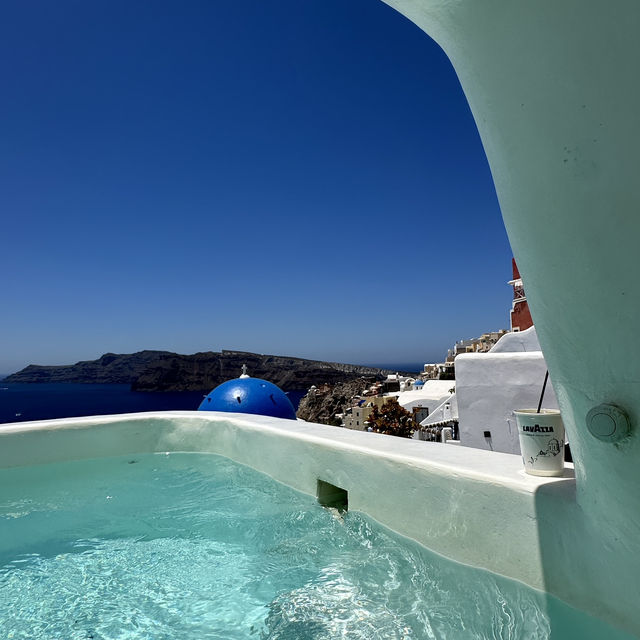 Sophia Oia View Room Tour