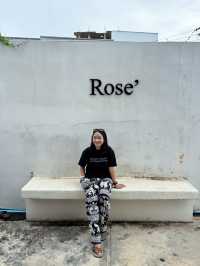 Rose’ Cafe คาเฟ่มินิมอลในปากเซ ลาวใต้