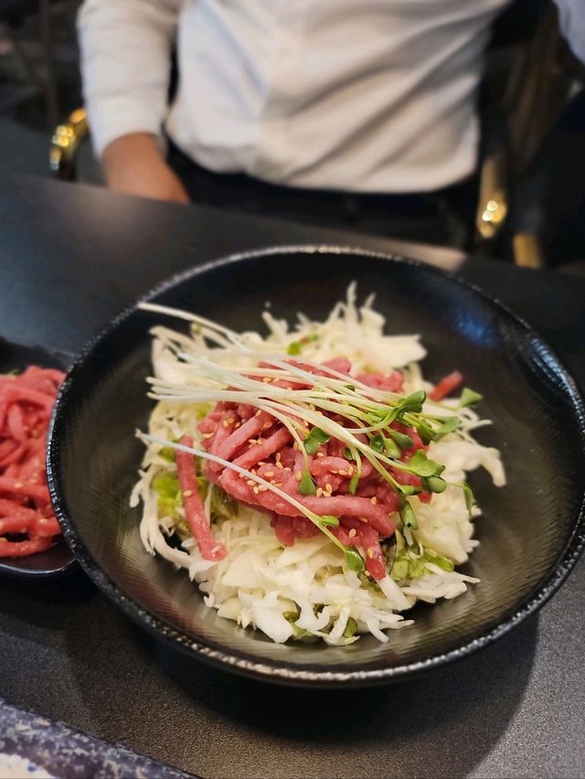 퀄리티좋은 육회와 연어를 맛볼수 있는곳🧡