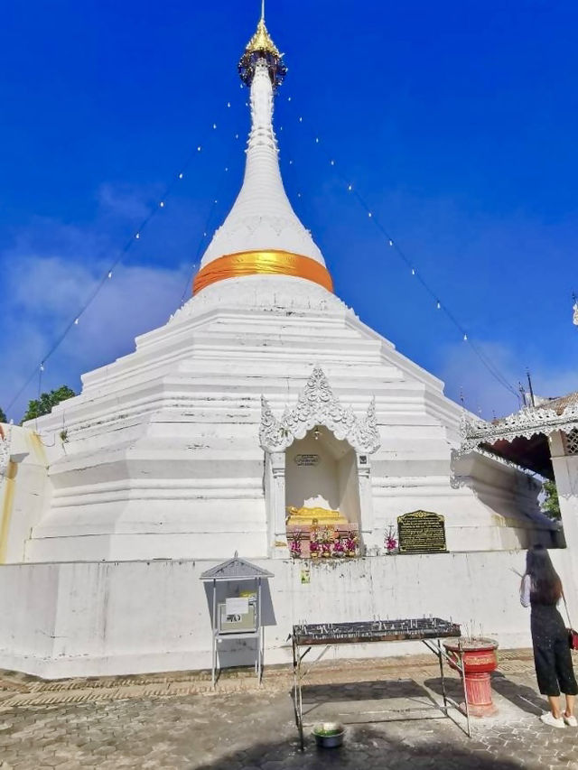 วัดพระธาตุดอยกองมู แม่ฮ่องสอน 