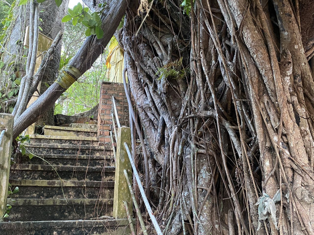 เขามงคลพิพิธ จังหวัดนราธิวาส