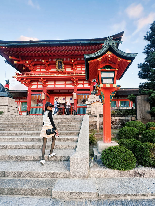 ⛩️SHRINE-ing in Kyoto | Fushimi Inari Taisha 🇯🇵 