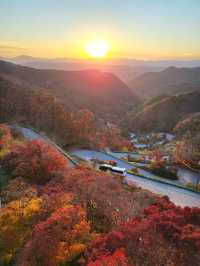 일몰이 아름다운 단풍명소 말티재전망대
