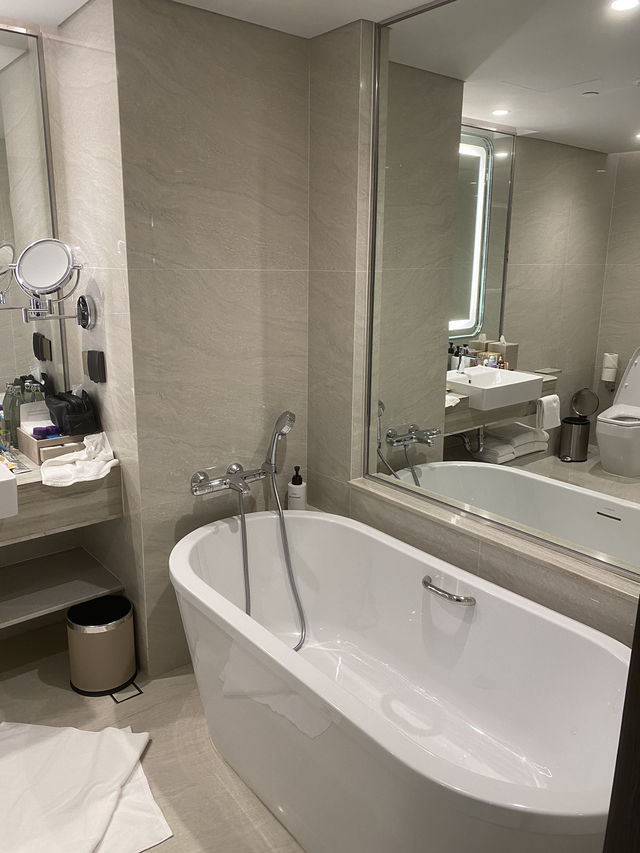 InterContinental Bangkok พักสบายใจกลางกรุงเทพ