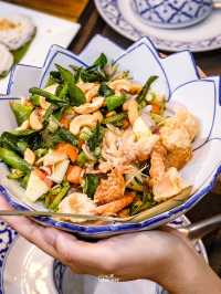 ร้านอาหารครัวต้นฝน มิชลินไกด์เมืองพังงา