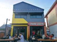 ร้านอาหารเช้า ริมแม่น้ำโขง ที่เชียงคาน ร้านเจอเลย