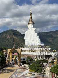 วัดผาซ่อนแก้ว เพชรบูรณ์ 