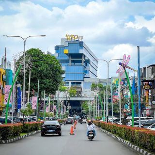 Yellow paskal bandung