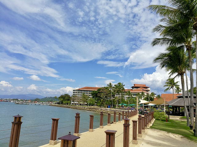 A Day in Paradise: Discovering the Scenic Beauty of Shangri-La Tanjung Aru