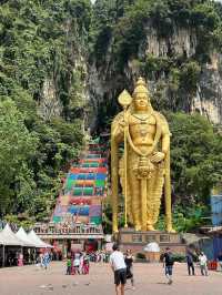 Batu Caves, an instagrammable cave