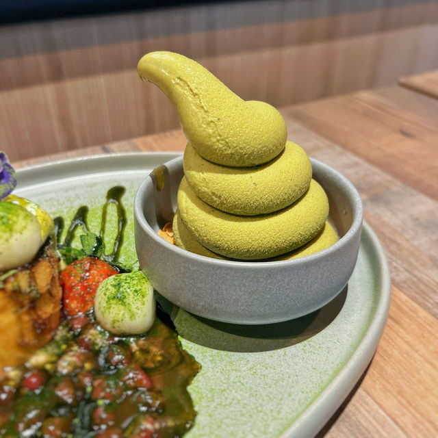 【和洋料理 招牌蛋包飯驚喜甜品】