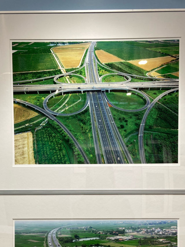國道‧綠廊道-從齊柏林看見國道建設